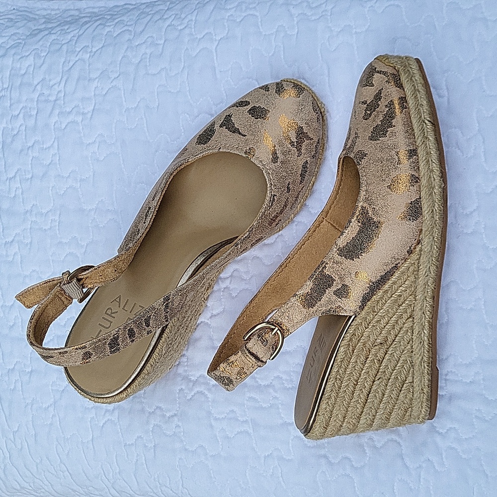 Naturalizer Pink/Gold Leopard Print Espadrille Wedge Sandals